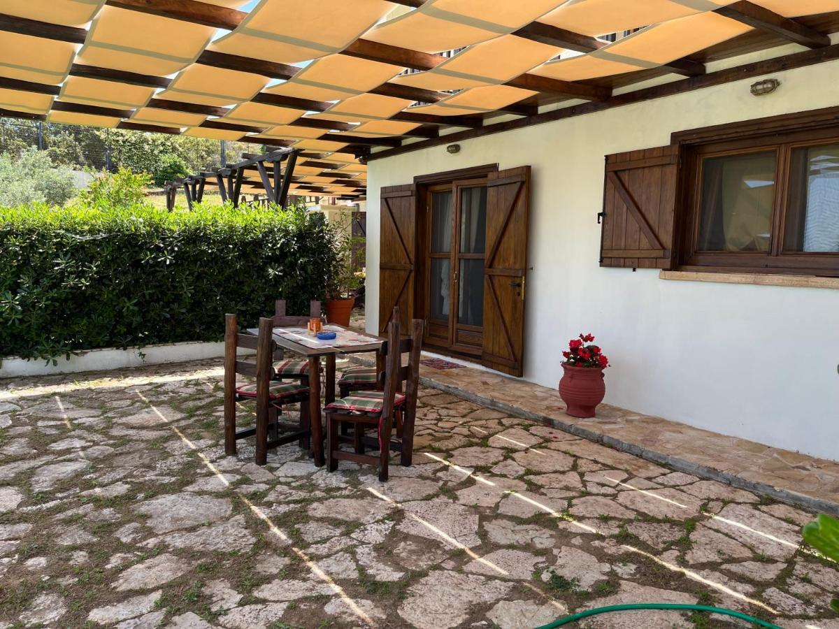 Guesthouse Kaliepia Ierissos Exteriör bild