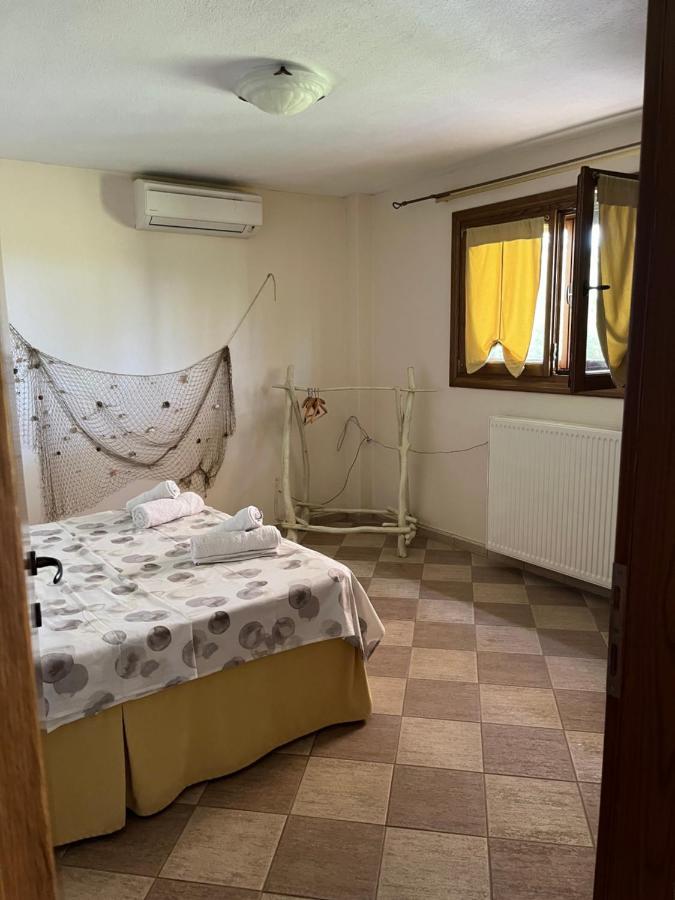 Guesthouse Kaliepia Ierissos Exteriör bild